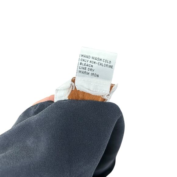 Quiet‎ Luxury Black Silk Tank Top Ellen Ashley Minimalist XL - Picture 5 of 5